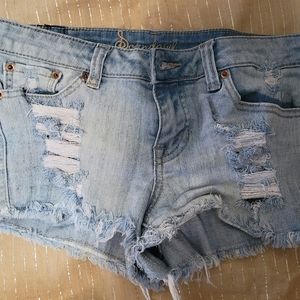 Soundgirl size 7 Jean shorts